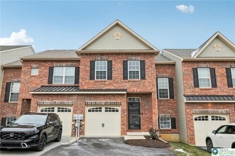 Building Photo - 270 Milkweed Dr