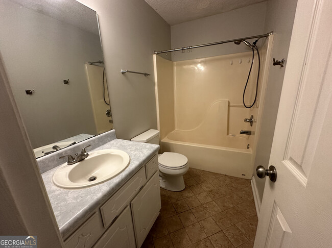 Building Photo - 127 Millers Trace Dr