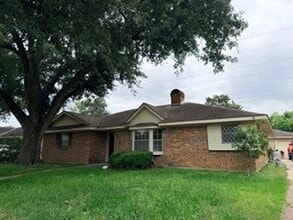 Building Photo - 7118 Redding Rd