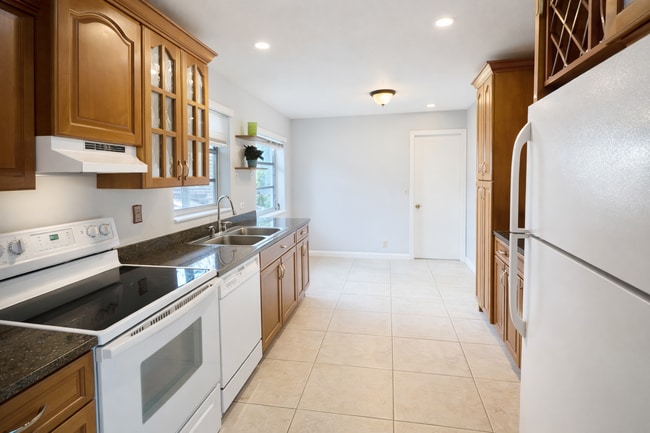 Building Photo - 4190 Pine Green Run