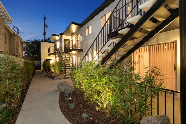 Building Photo - Essex Modern Living