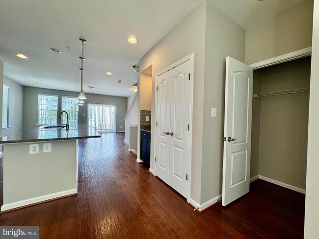 Building Photo - 18322 Woodhouse Ln