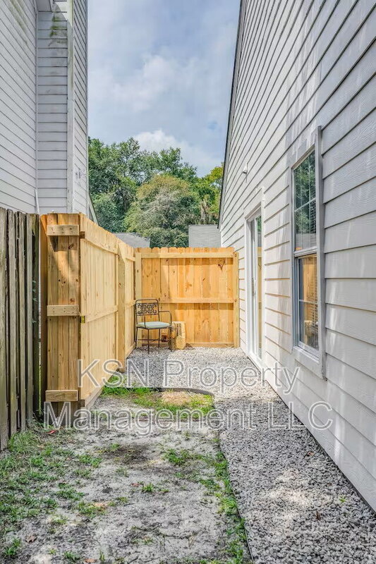 Building Photo - 7322 Grant St