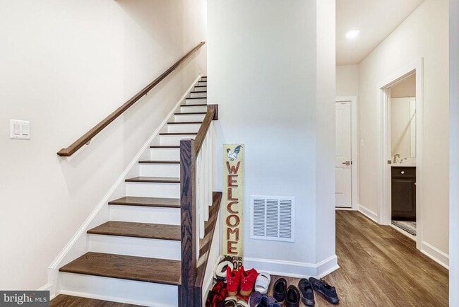 Building Photo - 2335 Water Promenade Ave