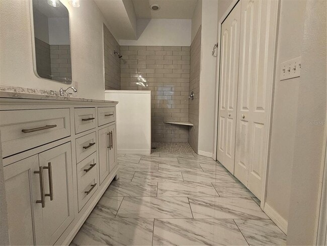 Building Photo - 5903 Phoebenest Dr