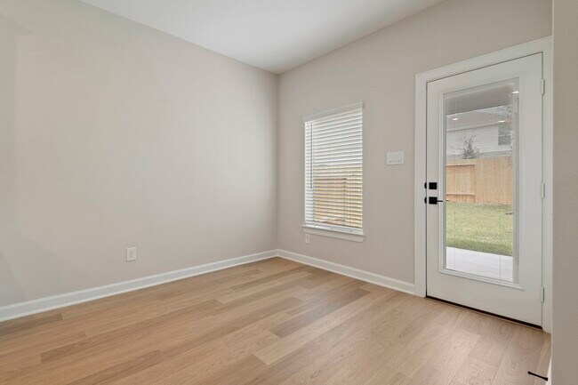 Building Photo - 21550 Bluebonnet Bay Dr