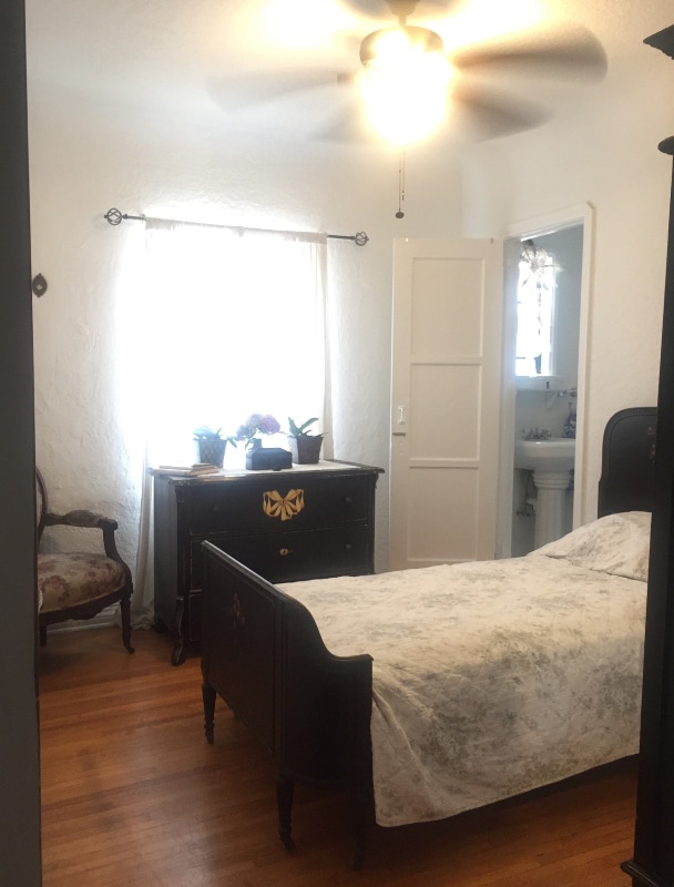 Building Photo - 6 Gundry Ave