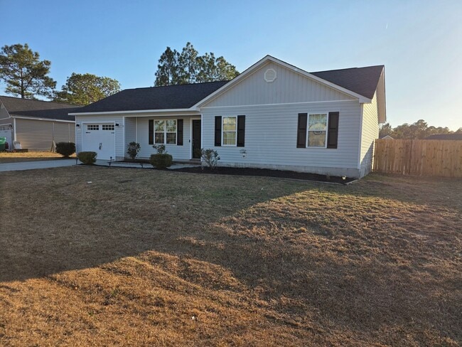 Building Photo - Quiet Neighborhood Charm with Easy Access to Swansboro & the Coast