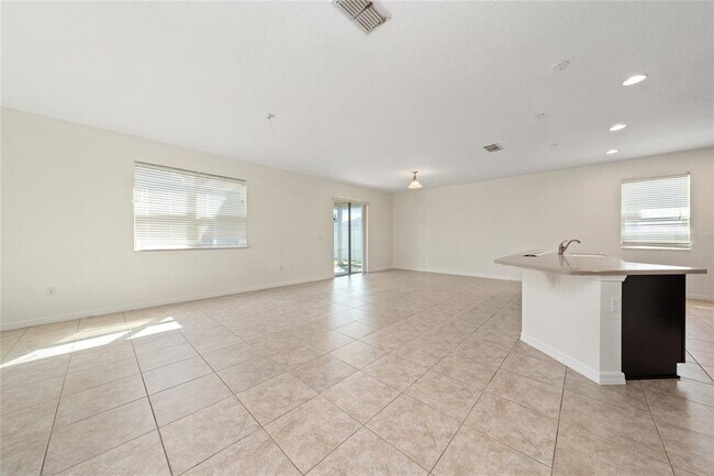 Building Photo - 931 Costa Mesa Ln
