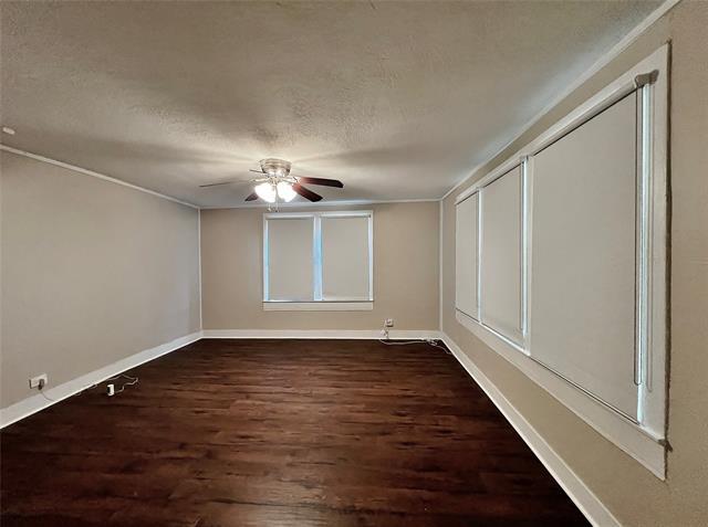 Building Photo - 713 Spring St