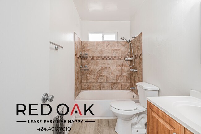 Building Photo - 500 S Eremland Dr