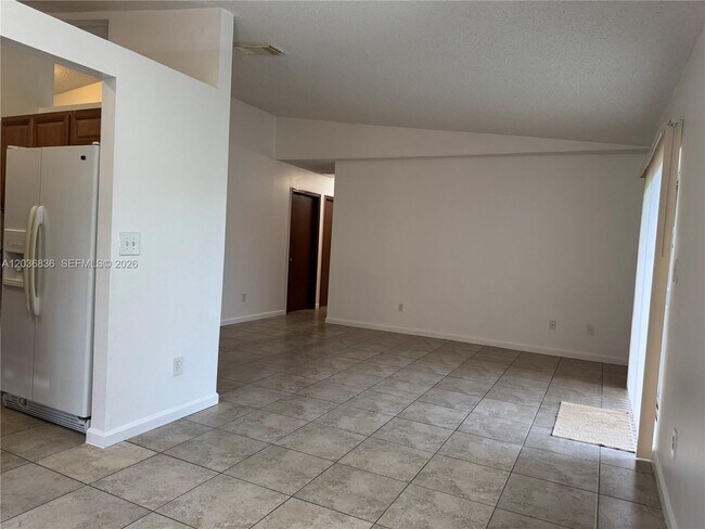 Building Photo - 8556 SW 210th Terrace