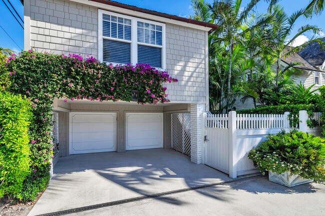 Building Photo - 357 Seabreeze Ave