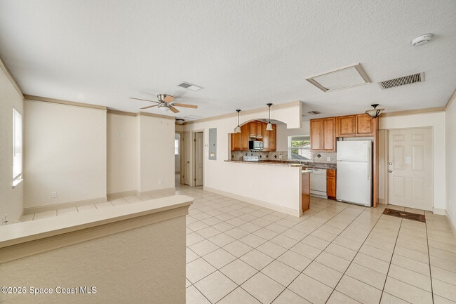 Building Photo - 2512 Sarno Rd