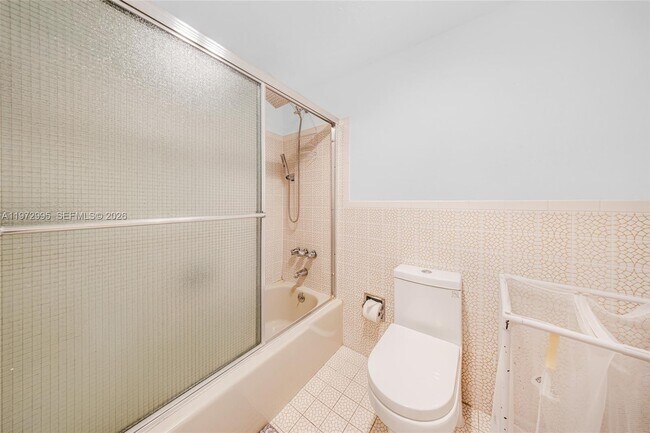 Building Photo - 1825 S Ocean Dr