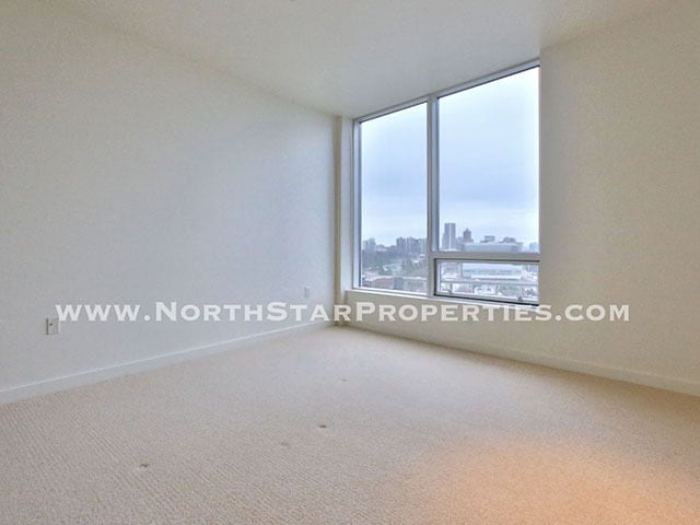 Building Photo - Beautiful Meriweather Condo with Spectacular Views