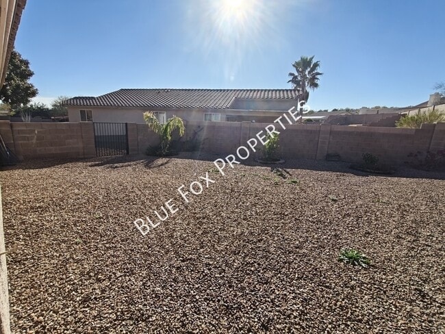 Building Photo - 2289 W Enchantment Pl