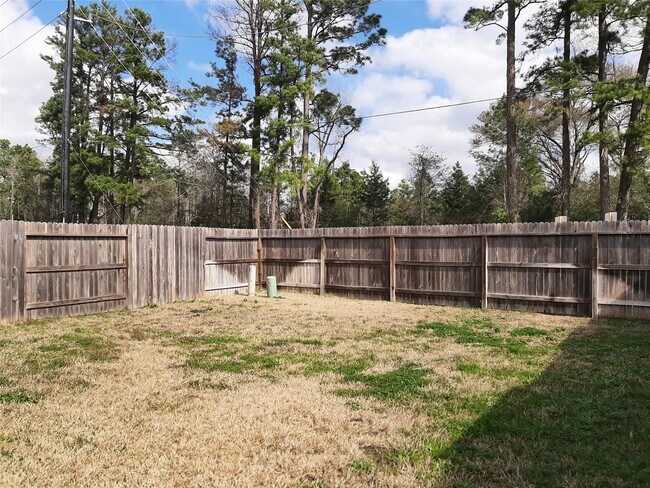 Building Photo - 25160 Pacific Wren Dr