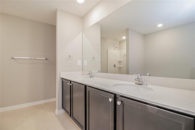 Building Photo - 269 Fig Ct