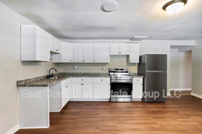 Building Photo - 13628 Pennsylvania Ave