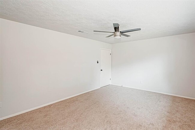 Building Photo - 2330 Grindstone Ln