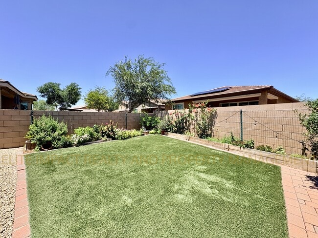 Building Photo - 6711 E Via Boca Grande
