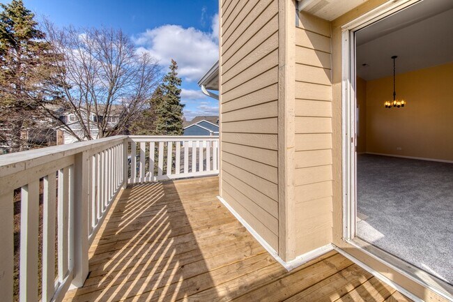 Building Photo - 507 W Parkside Dr