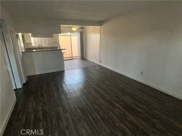 Building Photo - 504 S Ola Vista