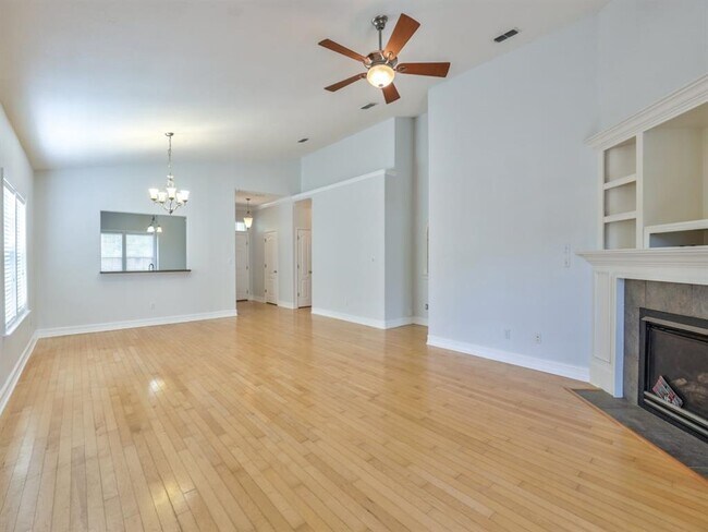 Building Photo - 3336 Cameron Chase Dr