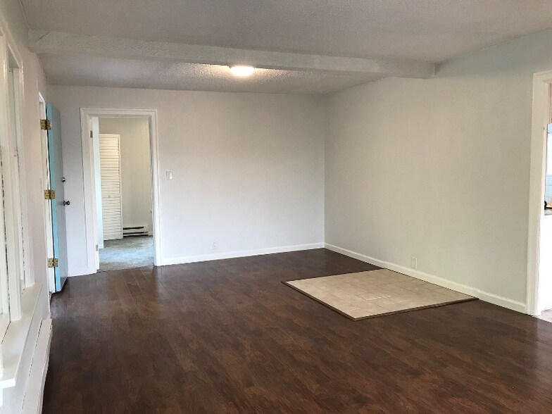 Building Photo - 1314 Miller St