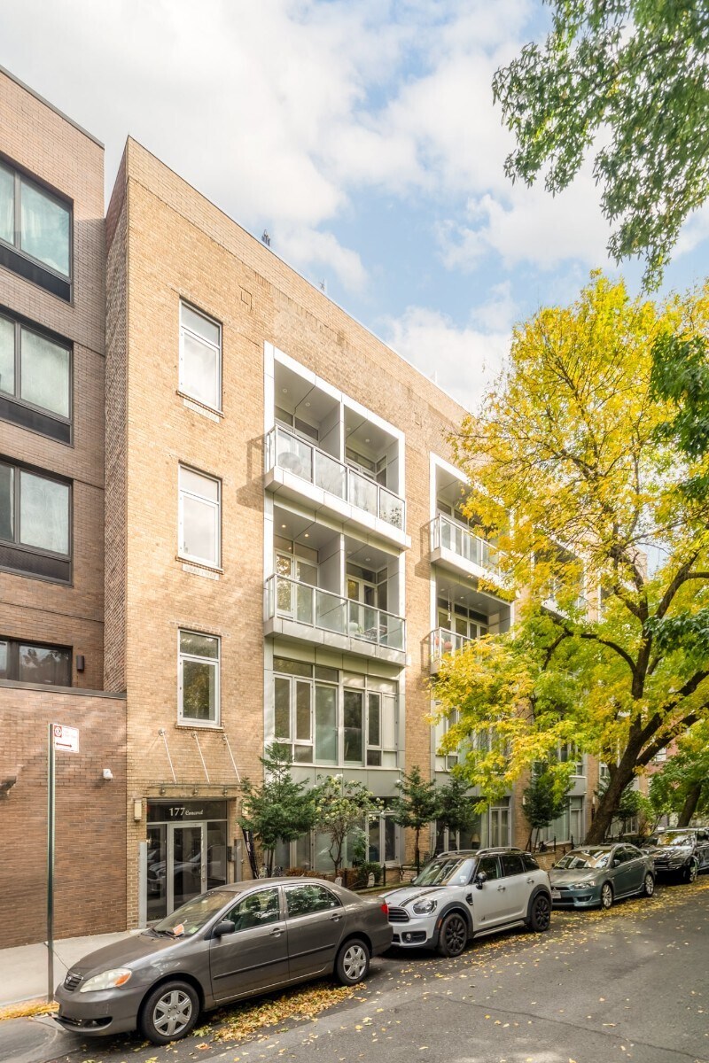 Building Photo - 177 Concord St