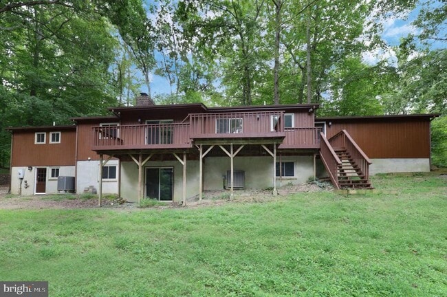 Building Photo - 11800 Wolf Run Ln