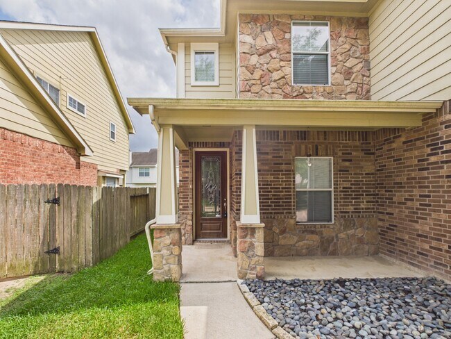 Building Photo - 17143 Deaton Mill Dr