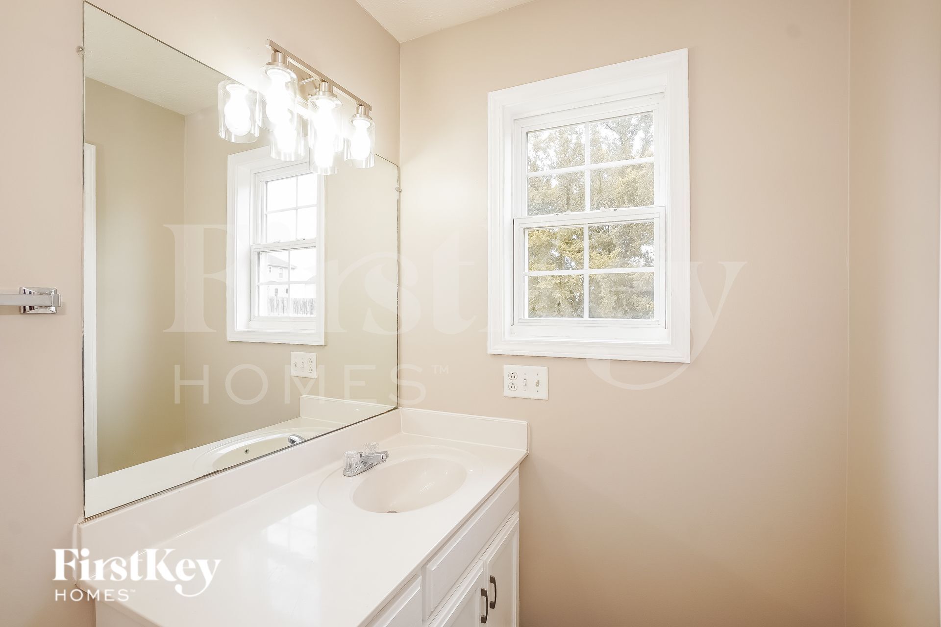 Building Photo - 3508 Clover Hill Dr