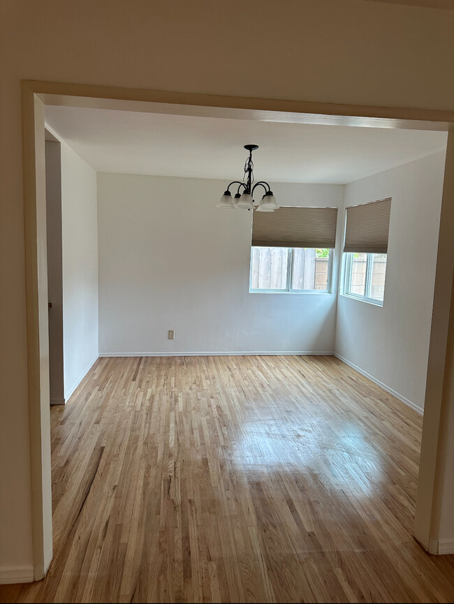 Dinning room - 1950 240th St