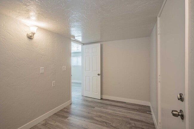 Building Photo - 32958 Urban Ave