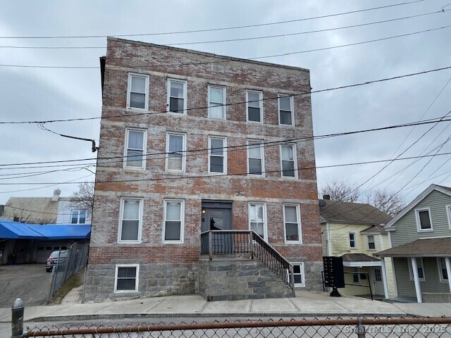 Primary Photo - 40 Pearl St