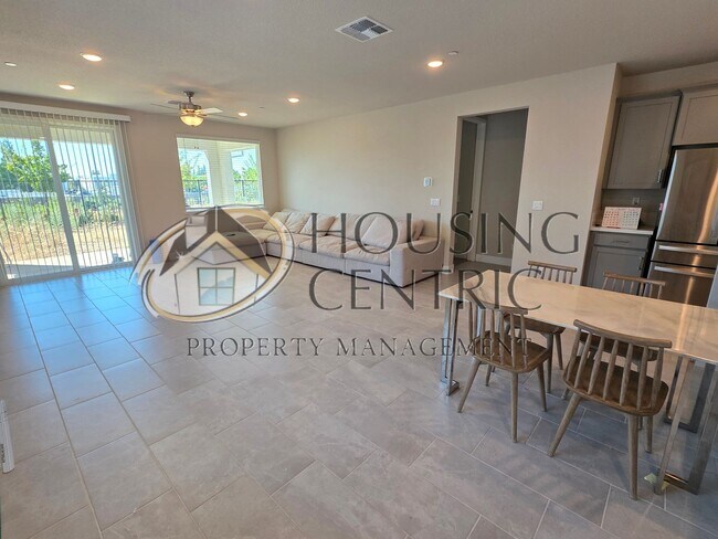 Building Photo - 3056 Poas Wy