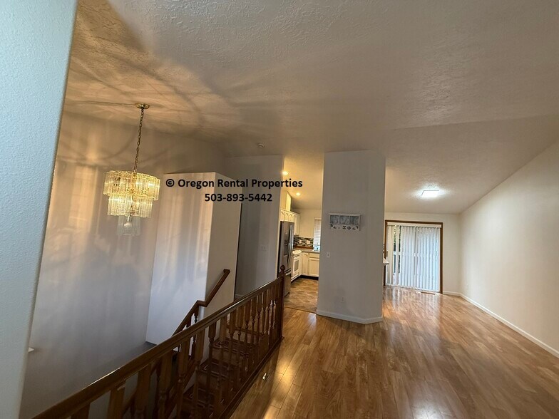 Building Photo - 12802 SE Main St