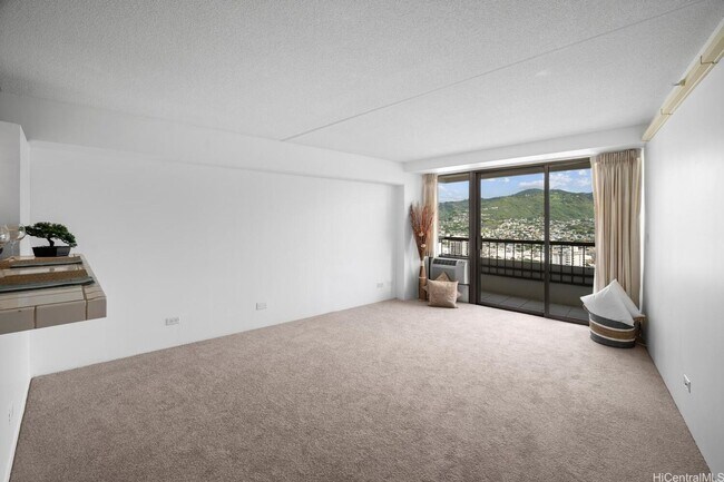 Building Photo - Marco Polo 2BD/2BA w/ 1 Parking and Views