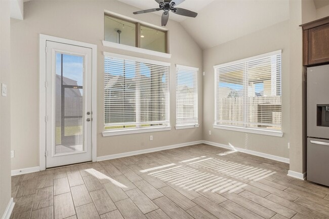 Building Photo - 1227 Carswell Grove Dr