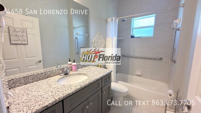Building Photo - 4658 San Lorenzo Dr