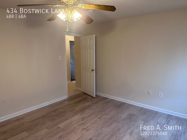 Building Photo - 434 Bostwick Ln