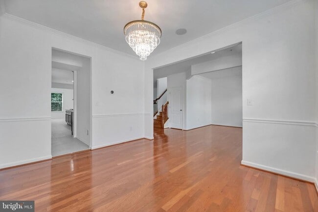 Building Photo - 8008 Hubble Dr