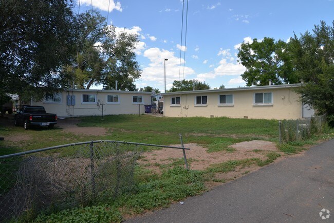 Building Photo - 70-80 Utica St