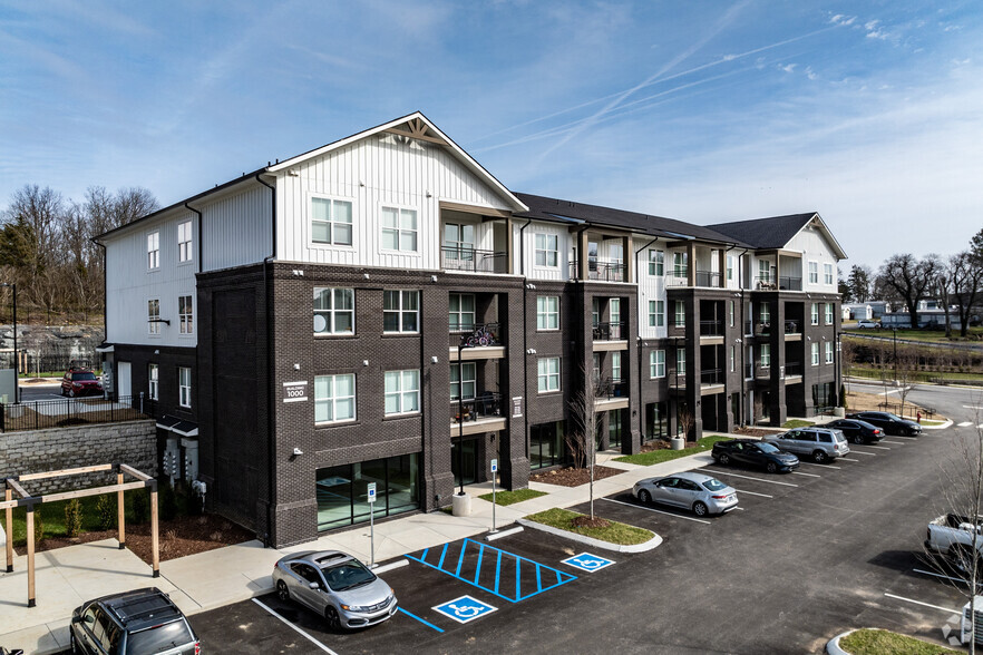 Building Photo - Stone Bridge Lofts