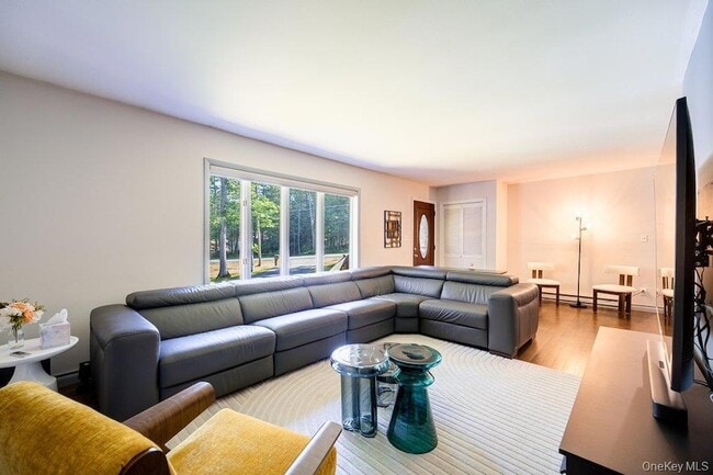 Building Photo - 132 Proctor Rd