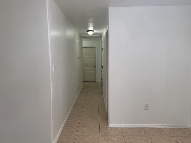 Building Photo - 139 Kleberg Ave