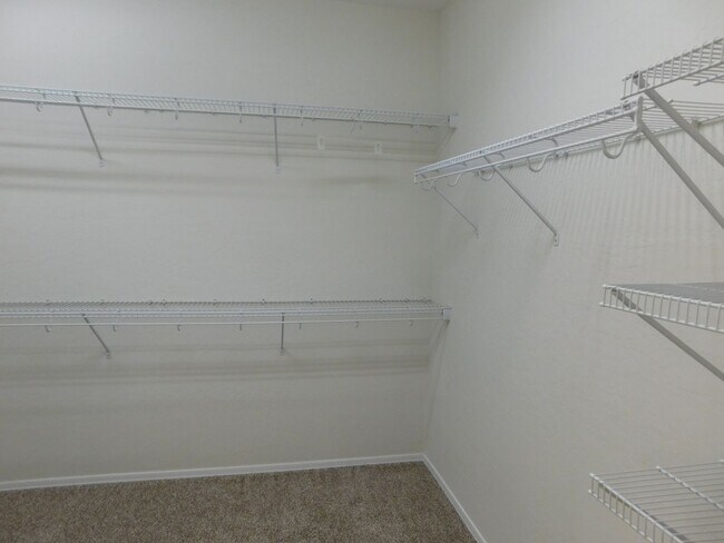 Building Photo - GORGEOUS HOME IN SUN CITY ALIANTE*AGE RESTRICTED COMMUNITY*3 LARGE BEDROOMS*OPEN FLOORPLAN*