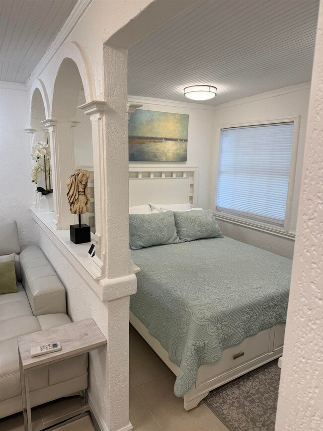 Building Photo - 295 W Palmer Mill Rd